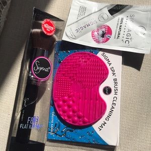 Sigma brush and cleaning mat